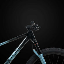 MT5 Carbon Glacier Blue