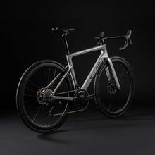 RS7 105 Angel Wing White